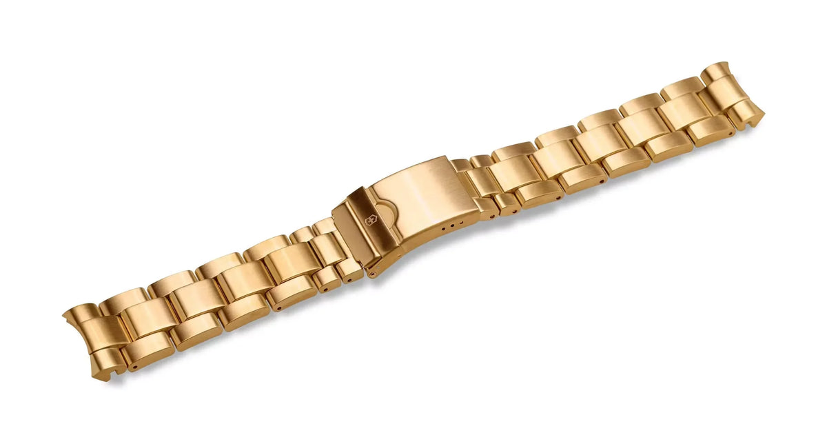 Maverick GS - Gold PVD Bracelet with Clasp